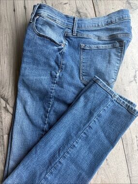 Old Navy Original Straight Classic Women's Blue stretch Denim Jeans Long Tall 14